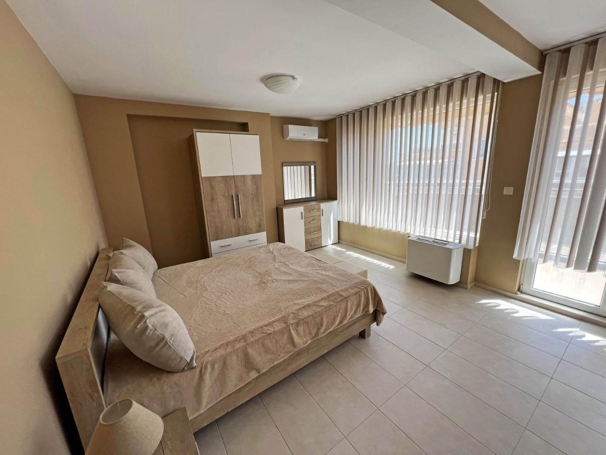 Valemar Apartament *